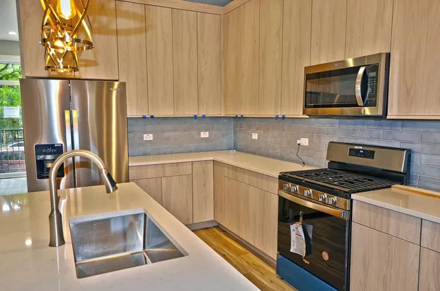 $1,695,000 | 2744 West Cortez Street, Chicago, IL 60622