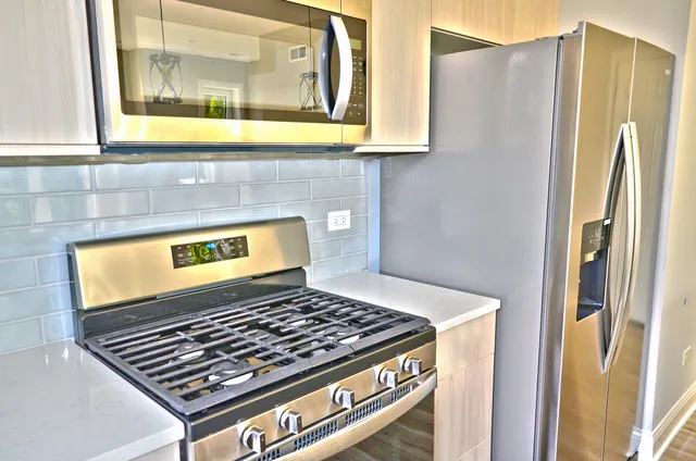 $1,695,000 | 2744 West Cortez Street, Chicago, IL 60622