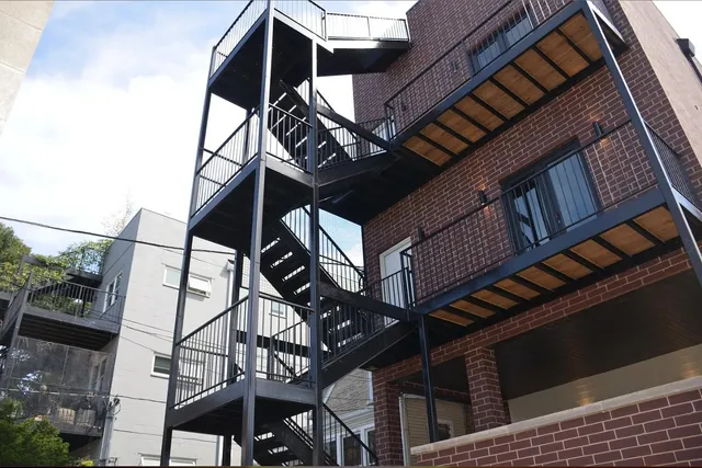 $1,695,000 | 2744 West Cortez Street, Chicago, IL 60622