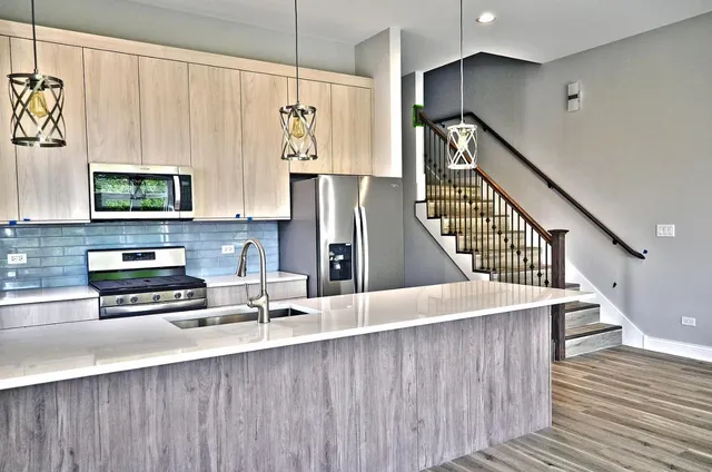 $1,695,000 | 2744 West Cortez Street, Chicago, IL 60622