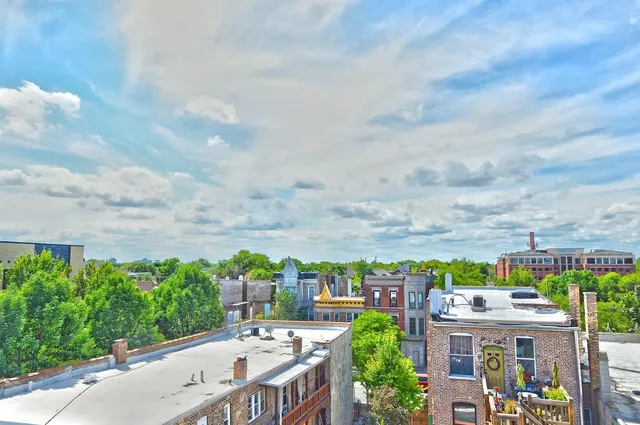 $1,695,000 | 2744 West Cortez Street, Chicago, IL 60622