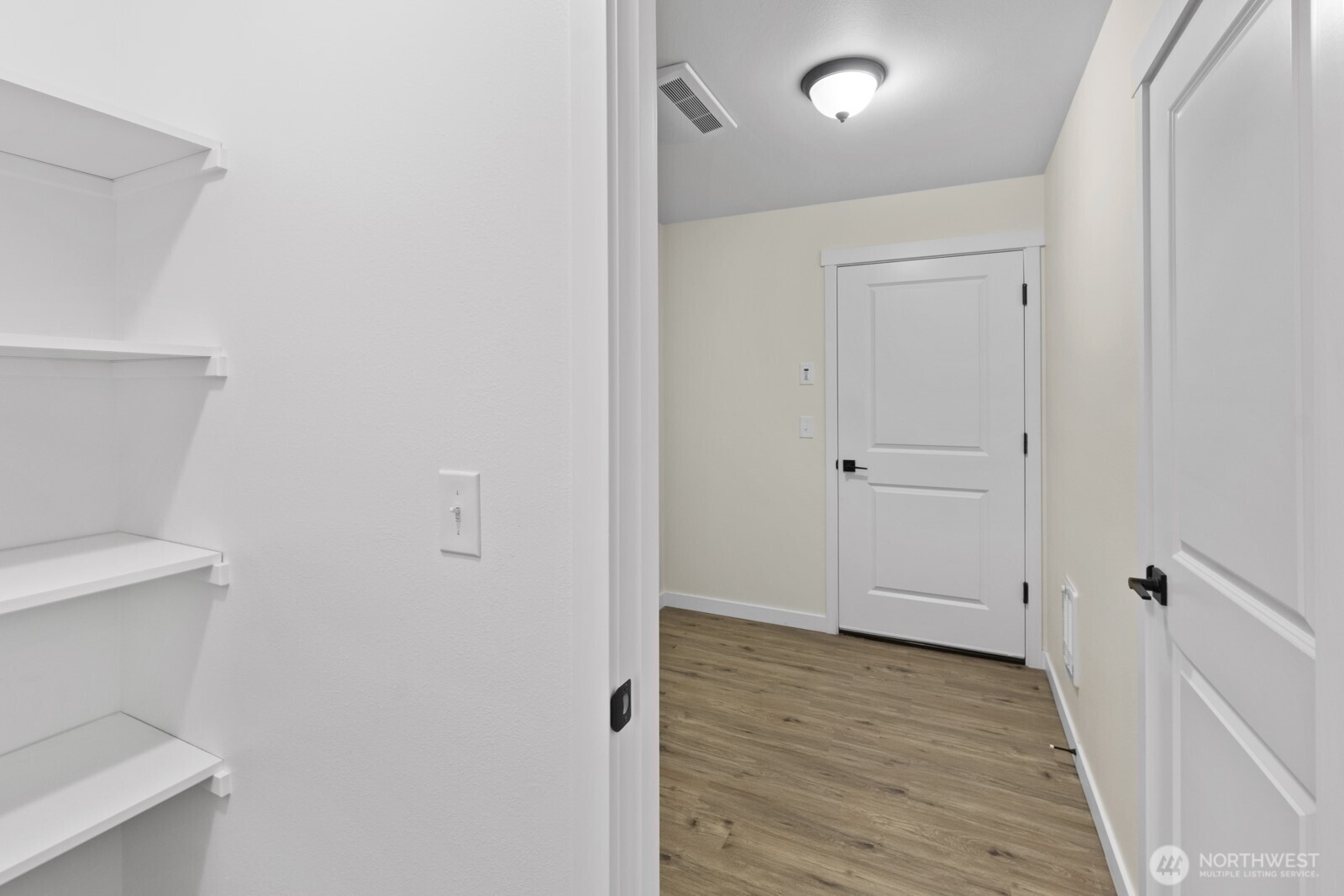 902 West California Road Shelton, WA 98584 - Photo 16 of 36 Gallery Image 16