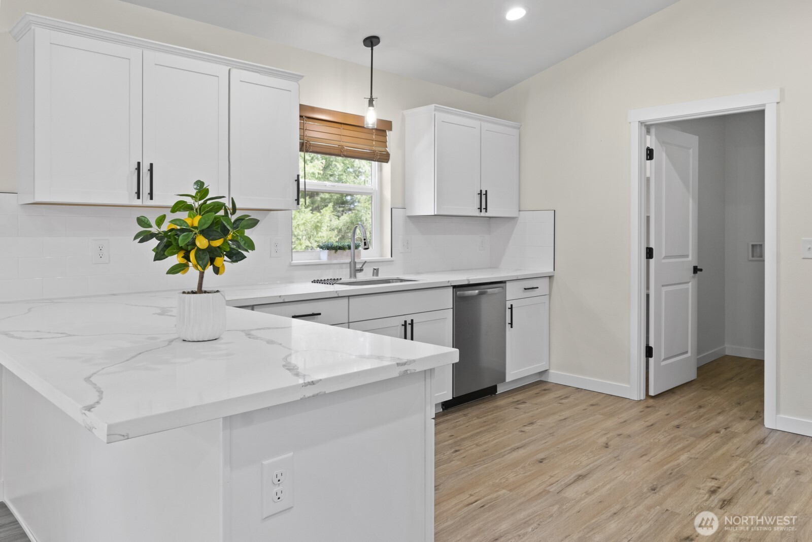 902 West California Road Shelton, WA 98584 - Photo 10 of 36 Gallery Image 10