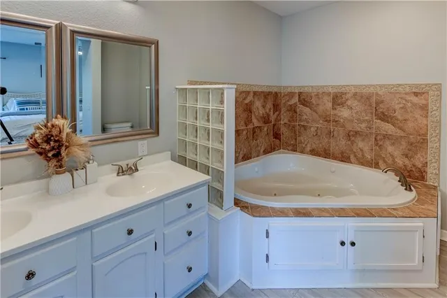 $475,000 | 14587 166th Street, Bonner Springs, KS 66012