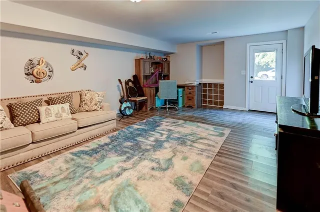 $475,000 | 14587 166th Street, Bonner Springs, KS 66012