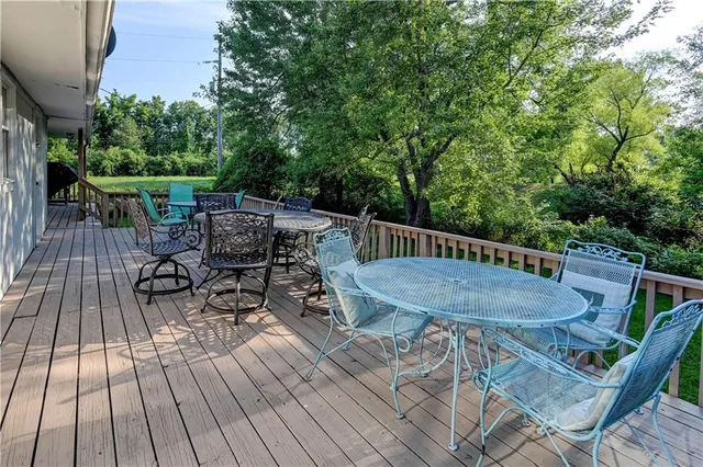 $475,000 | 14587 166th Street, Bonner Springs, KS 66012