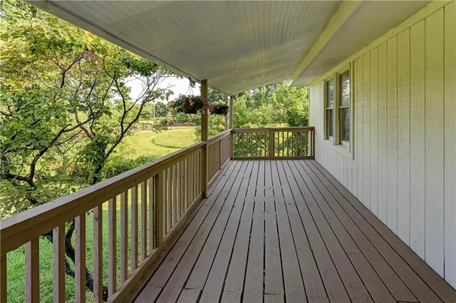 $475,000 | 14587 166th Street, Bonner Springs, KS 66012