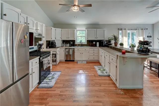 $475,000 | 14587 166th Street, Bonner Springs, KS 66012