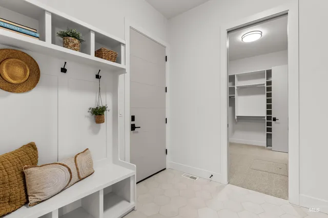 $759,900 | 13 Blk 7 E Strut Way, Boise, ID 83716