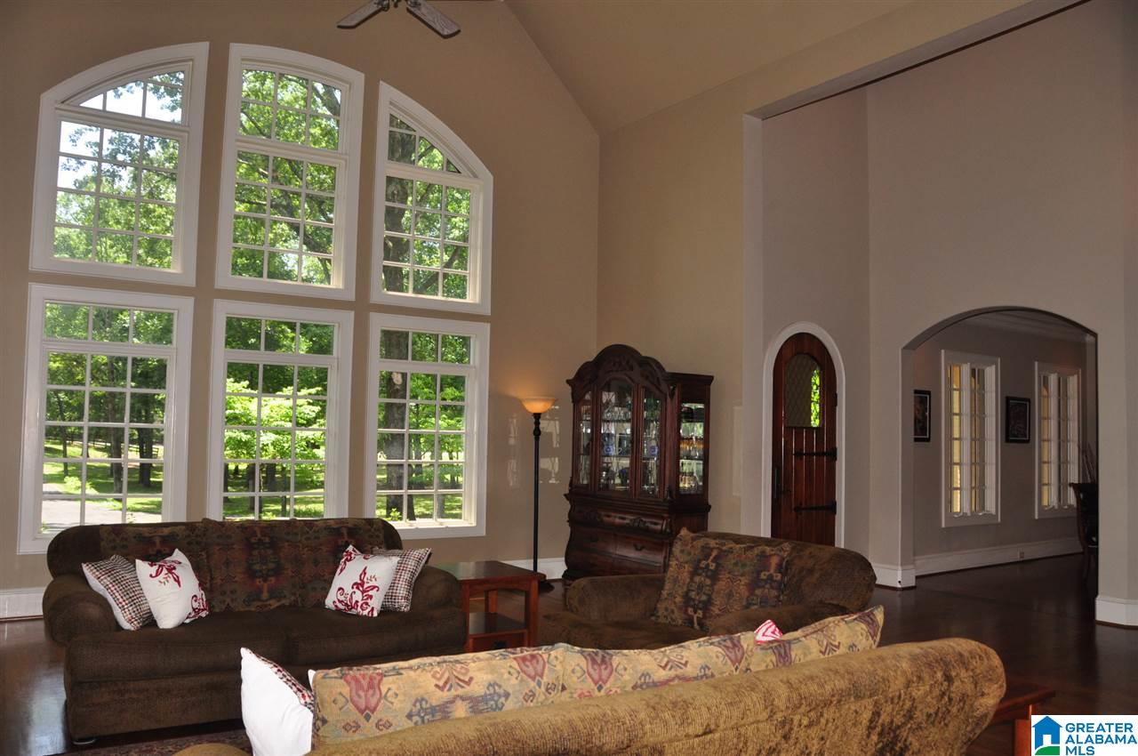 248 Valley View Road Pelham, AL 35124 - Photo 4 of 47
