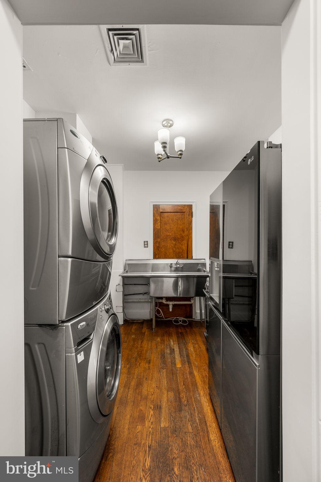 1901 Walnut Street, Unit 20B Philadelphia, PA 19103 - Photo 11 of 24