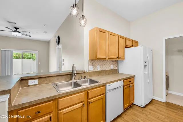 $1,325 | 7920 Merrill Road, Unit 1004, Jacksonville, FL 32277