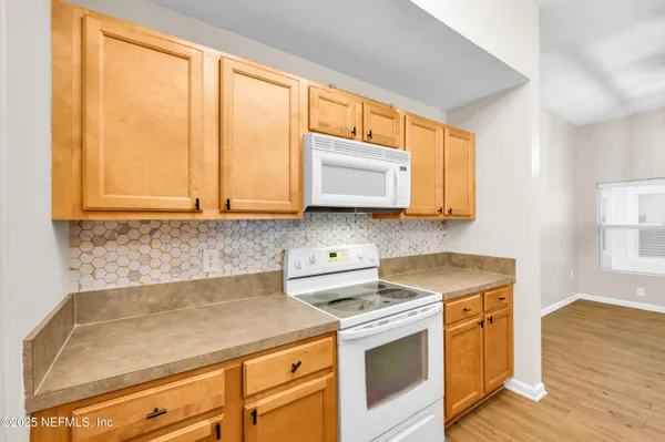 $1,300 | 7920 Merrill Road, Unit 1004, Jacksonville, FL 32277