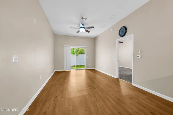 $1,300 | 7920 Merrill Road, Unit 1004, Jacksonville, FL 32277