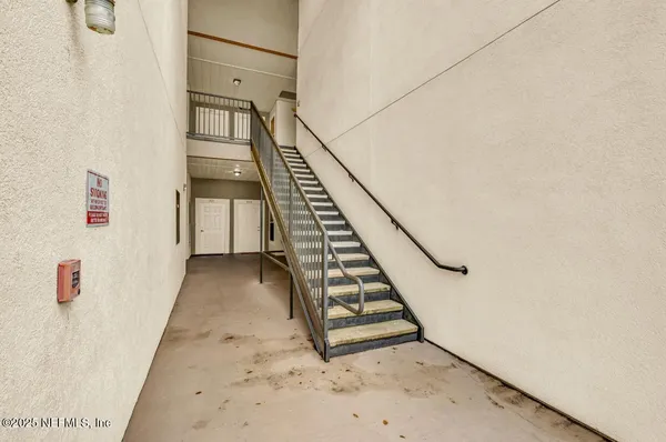 $1,300 | 7920 Merrill Road, Unit 1004, Jacksonville, FL 32277