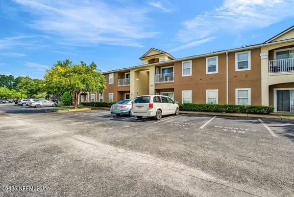 $1,300 | 7920 Merrill Road, Unit 1004, Jacksonville, FL 32277