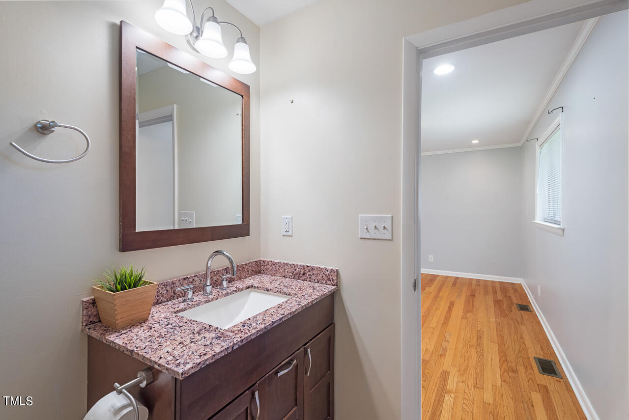 4701 Bennett Memorial Road Durham, NC 27705 - Photo 18 of 29 17 Primary Ensuite
