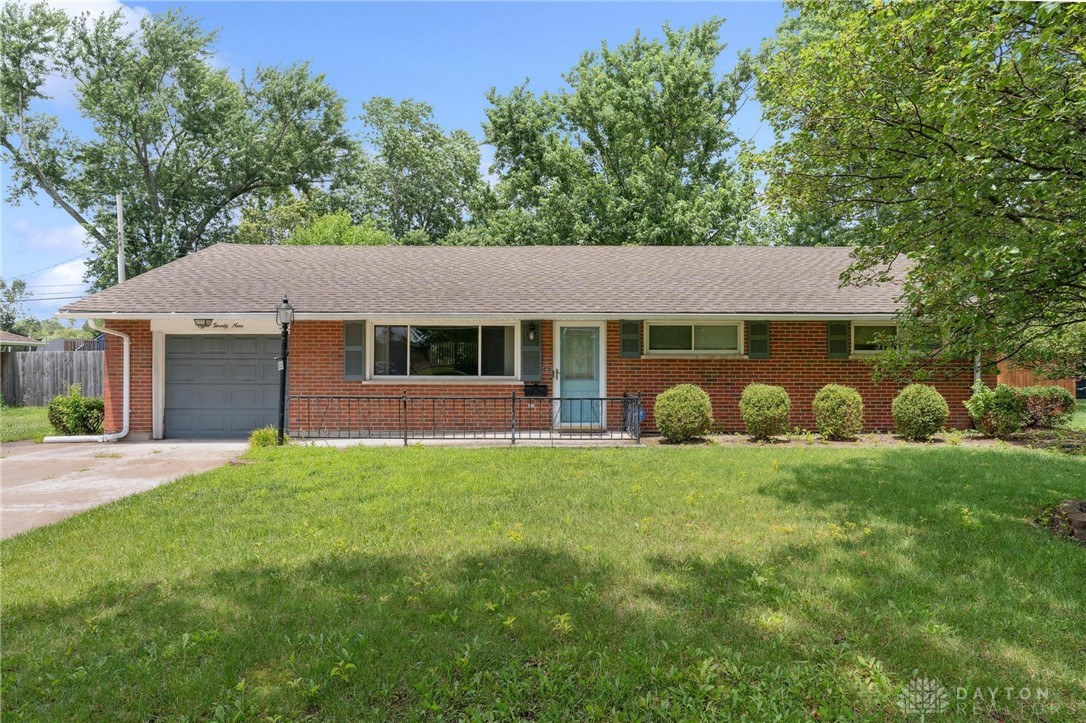 829 East Stroop Road Kettering, OH 45429 - Photo 1 of 24 Gallery Image 1
