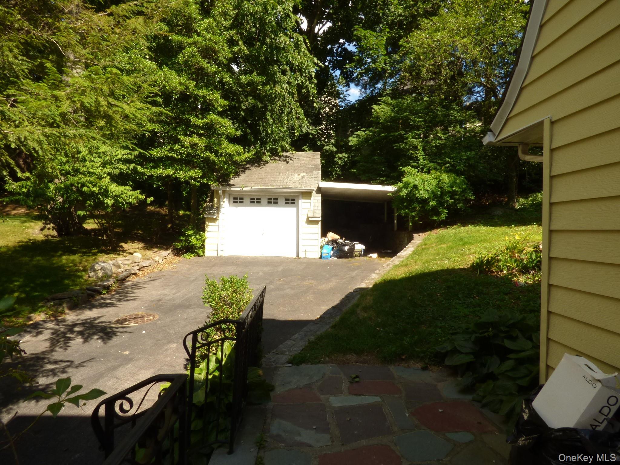 100 Potter Road Scarsdale, NY 10583 - Photo 8 of 12