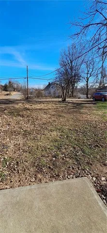 $950 | 405 South 15th Street, St. Joseph, MO 64501