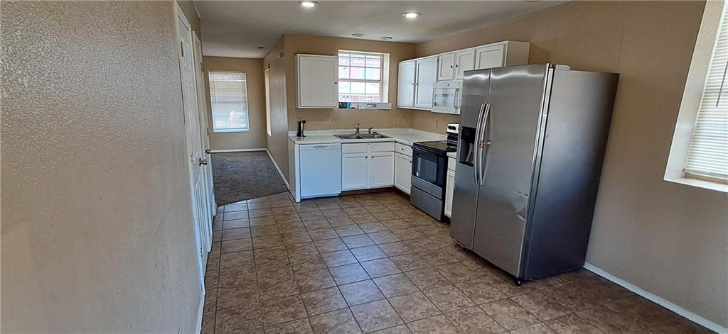 405 South 15th Street St. Joseph, MO 64501 - Photo 10 of 15