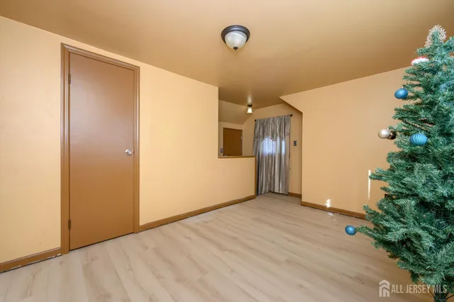 $3,500 | 1 Ovington Avenue, Edison, NJ 08817