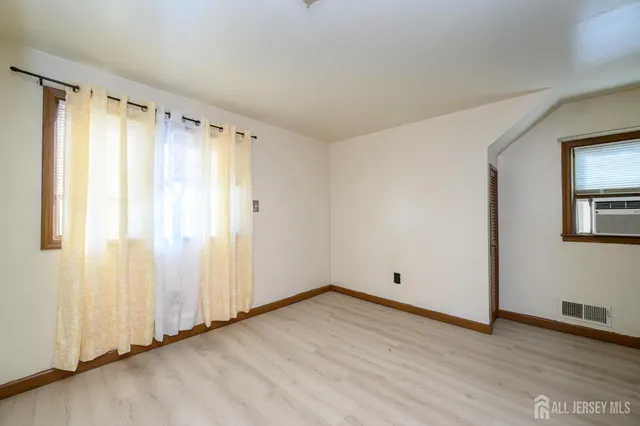 $3,500 | 1 Ovington Avenue, Edison, NJ 08817