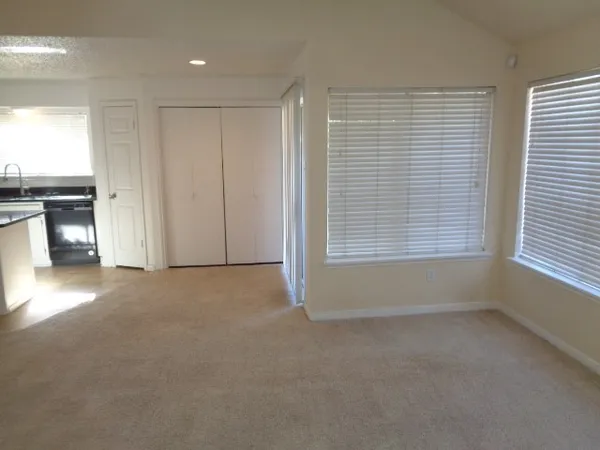 $915 | 12400 Overbrook Lane, Unit 47C, Houston, TX 77077