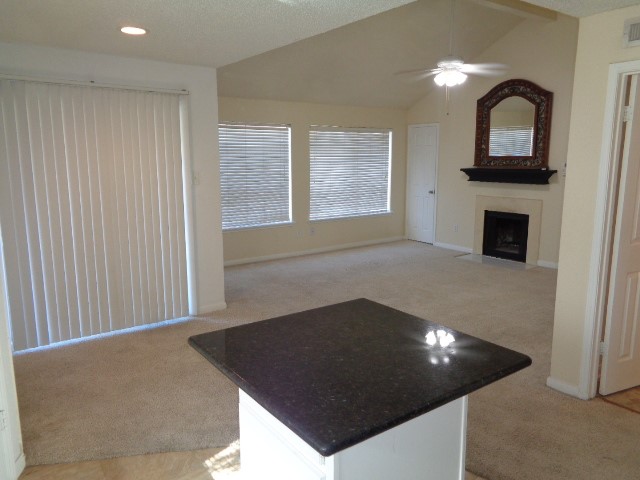 12400 Overbrook Lane, Unit 47C Houston, TX 77077 - Photo 5 of 10