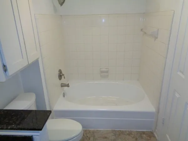 $915 | 12400 Overbrook Lane, Unit 47C, Houston, TX 77077