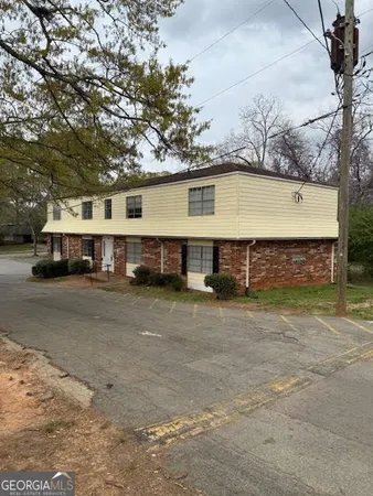 $1,050 | 1110 West Poplar Street, Griffin, GA 30224