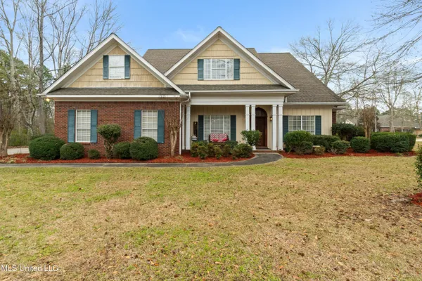 $549,500 | 92 Highpointe Drive, Hattiesburg, MS 39402