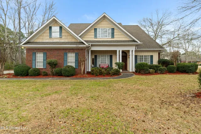 $559,500 | 92 Highpointe Drive, Hattiesburg, MS 39402
