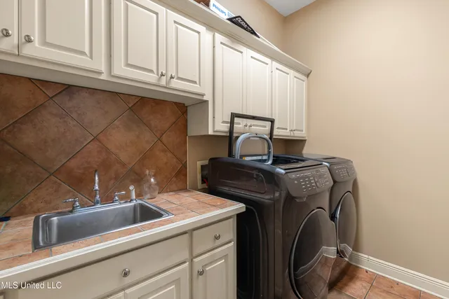 $559,500 | 92 Highpointe Drive, Hattiesburg, MS 39402