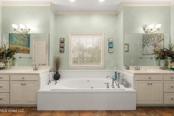 $549,500 | 92 Highpointe Drive, Hattiesburg, MS 39402