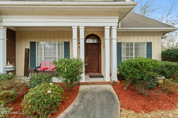 $549,500 | 92 Highpointe Drive, Hattiesburg, MS 39402