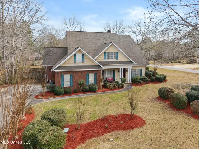 $559,500 | 92 Highpointe Drive, Hattiesburg, MS 39402
