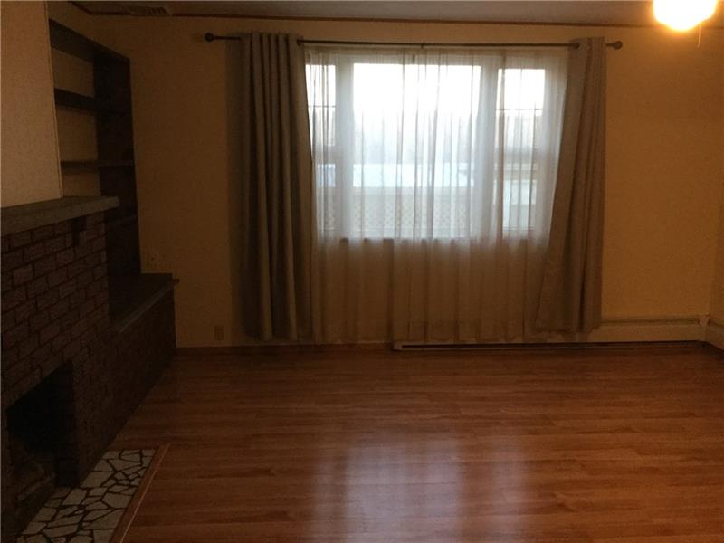 142 McGovern Road Houston, PA 15342 - Photo 3 of 24 Gallery Image 3