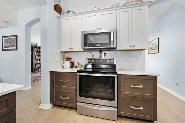 a view of entryway and hall