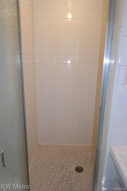 971 South Reading Road Bloomfield Hills, MI 48304 - Photo 38 of 46 Gallery Image 38