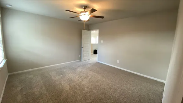 $2,450 | 7059 Silverleaf Oak Street, Conroe, TX 77304