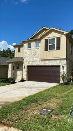 $2,450 | 7059 Silverleaf Oak Street, Conroe, TX 77304