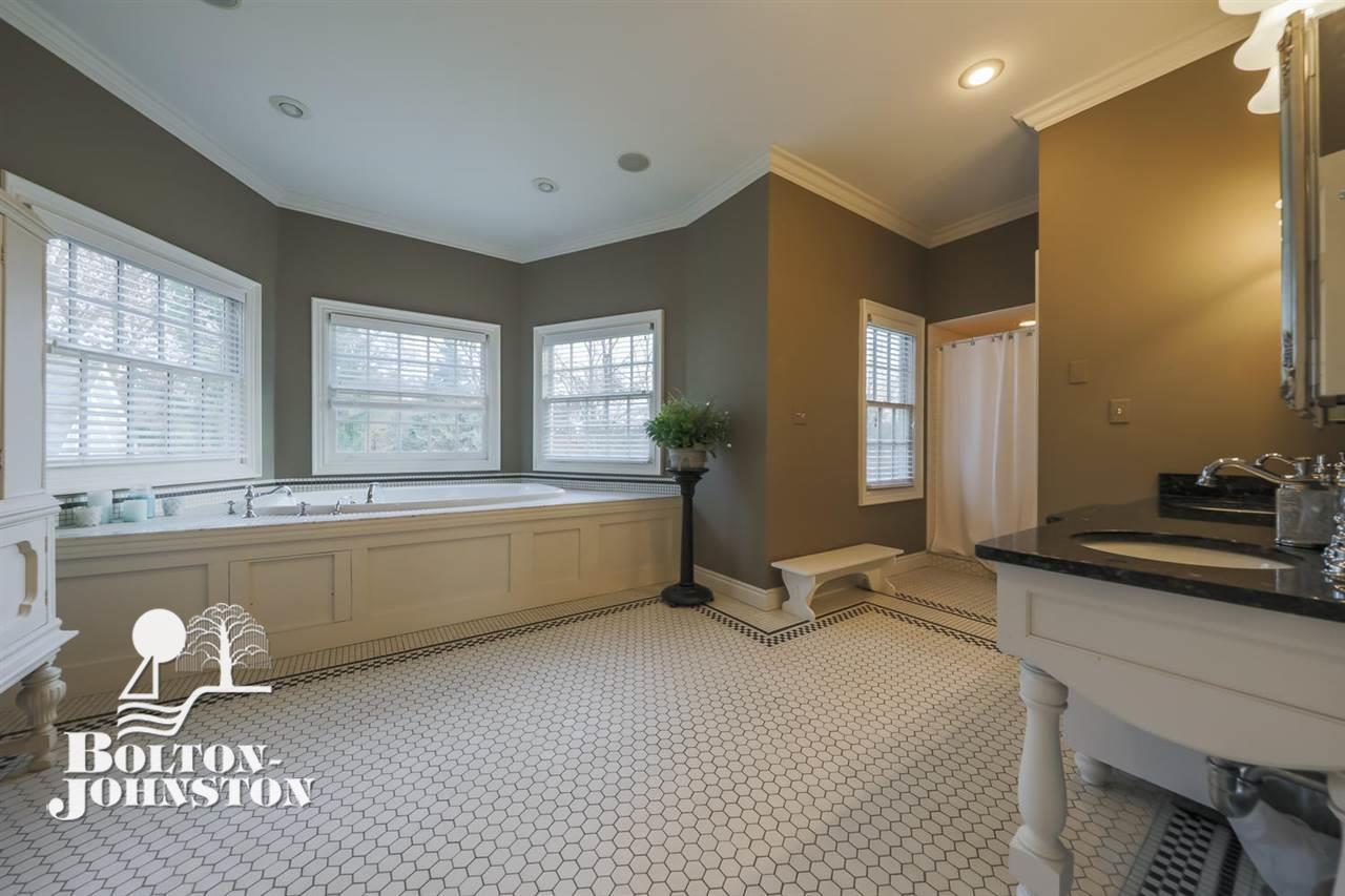 11381 31 Mile Road Washington, MI 48095 - Photo 54 of 91 Master Bath