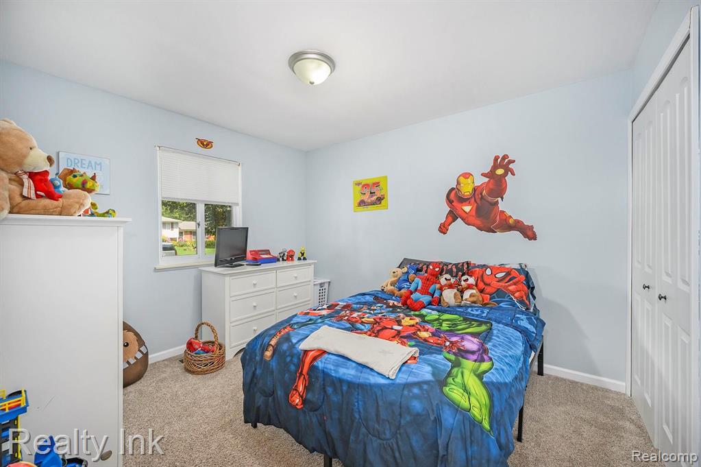 61803 Rambling Way South Lyon, MI 48178 - Photo 19 of 27