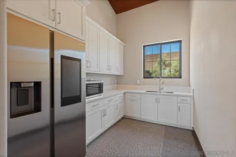 $838,888 | 1938 Julie Dawn Place, Escondido, CA 92026