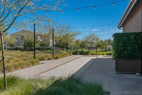 $838,888 | 1938 Julie Dawn Place, Escondido, CA 92026