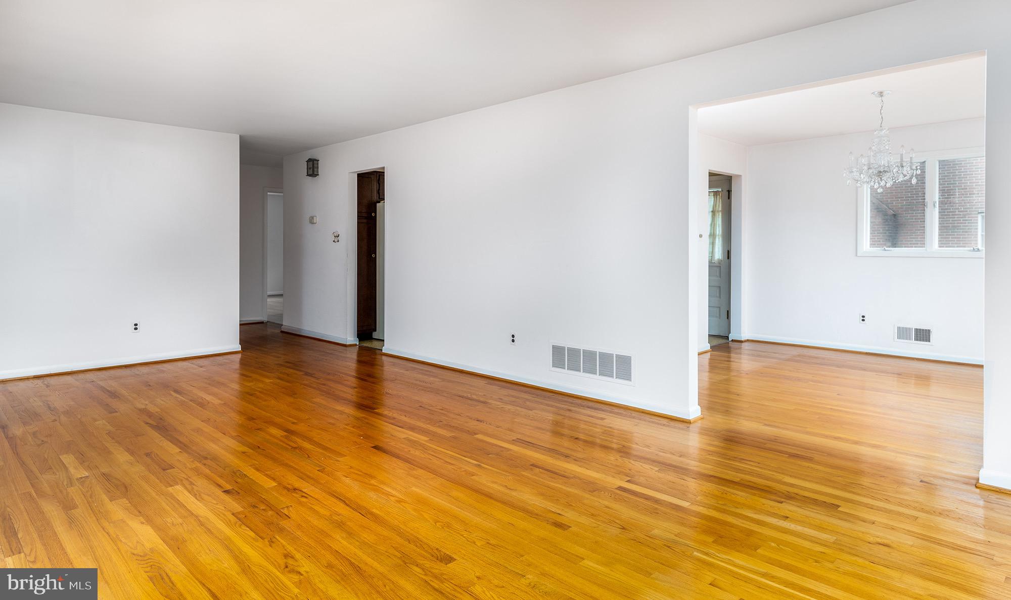 9209 Gardenia Road Baltimore, MD 21236 - Photo 10 of 34 View from Living Room in Dining Room