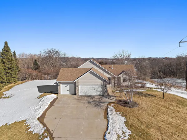 $499,900 | 14520 Edgewood Road, Rogers, MN 55374