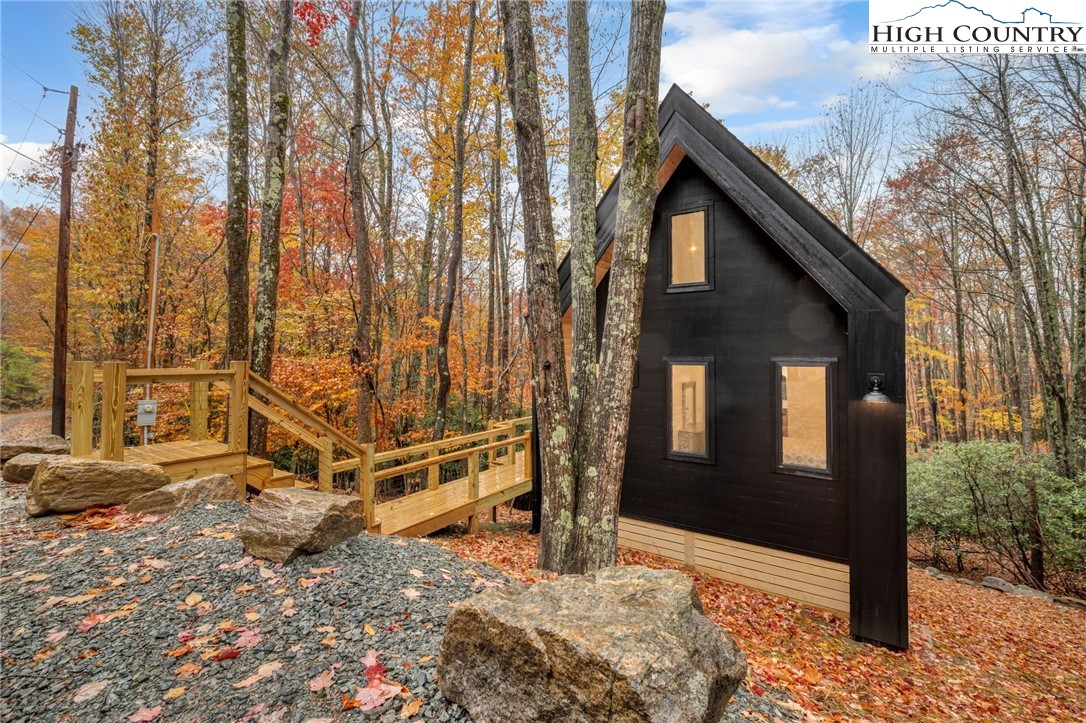 106 Jackpine Road Beech Mountain, NC 28604 - Photo 25 of 30