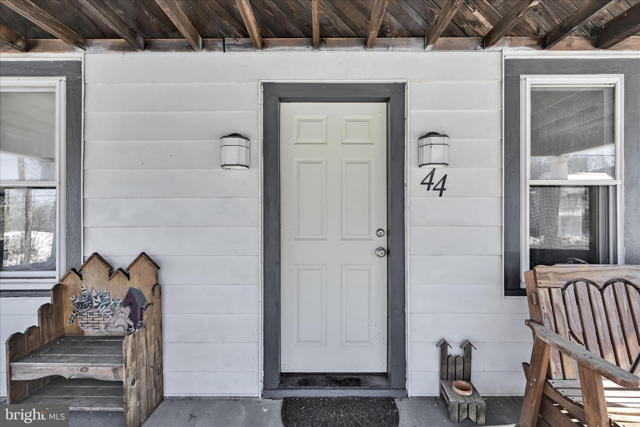 44 Main Boulevard Ringtown, PA 17967 - Photo 5 of 38 Entrance